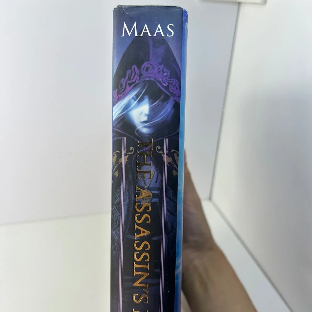 The Assassin's Blade Hardcover by Sarah J. Maas Throne of Glass